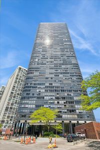 5415 N Sheridan Rd APT 2315