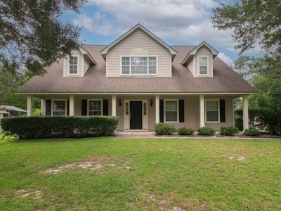 808 Riverview Dr E