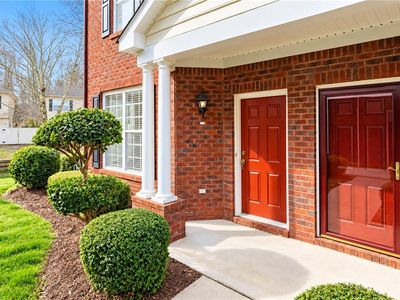 Property at 5965 Ludington Dr, Virginia Beach, VA