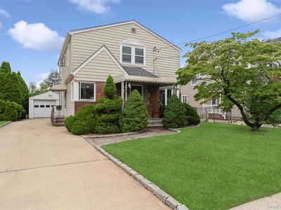 163 Bregman Avenue