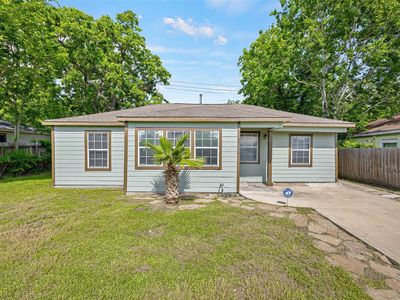 7614 Darnay Dr