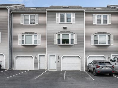 Property at 95 Tennis Plaza Rd Unit 7, Dracut, MA