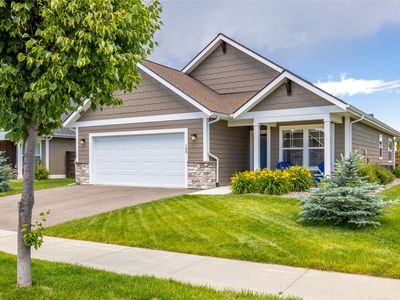 159 Silvertip Trl