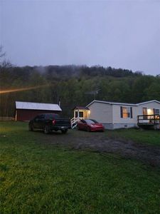 218 Chestnut Ridge Rd