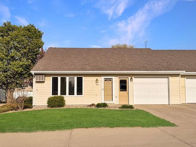 1004 Main St