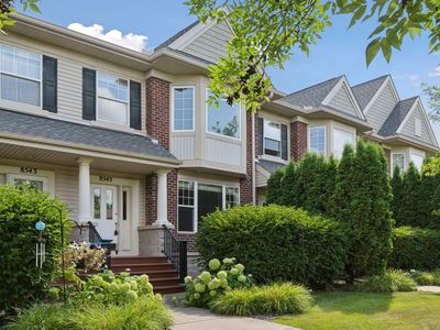 8545 Forestview Ln N