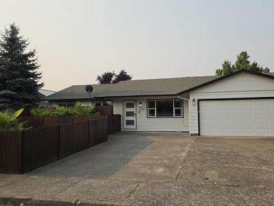 4992 Settlers Dr NE