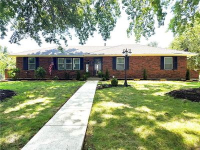 Property at 801 E 14th St, Oak Grove, MO