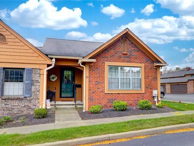 Property at 11 Georgetown Ln, Fairport, NY