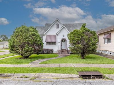 3433 Clermont Dr