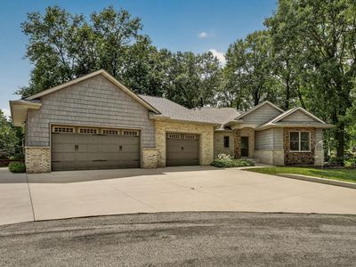2130 Arlen Ct SW