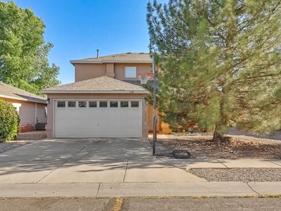 1050 Las Golondrinas Ct NW