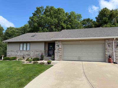 1944 Mesa Dr