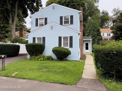 Property at 17 Cary Rd, Riverside, CT