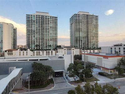 16909 N Bay Rd APT 815