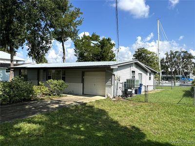 1911 NW 15th St