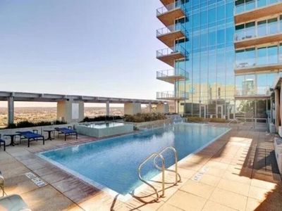 1301 Throckmorton St APT 1805