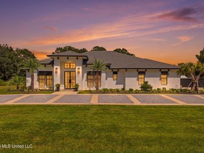 15 Legacy Dr
