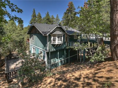 1134 Siskiyou Dr