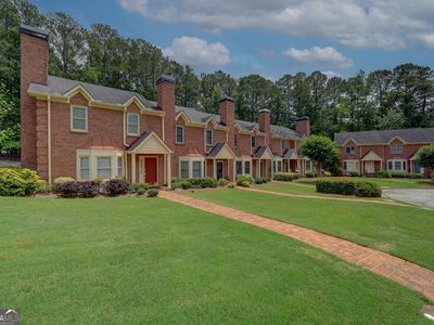 2565 Holcomb Springs Dr