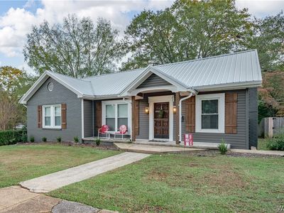 Property at 2207 20th St, Northport, AL