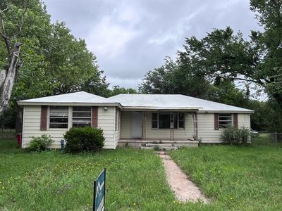 209 Prairie Ave