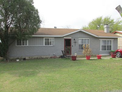 2305 ELAINE DR