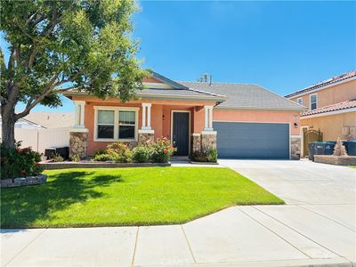 908 Laura Ln