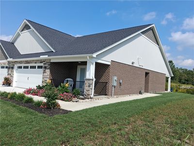 5011 Waterford Ln