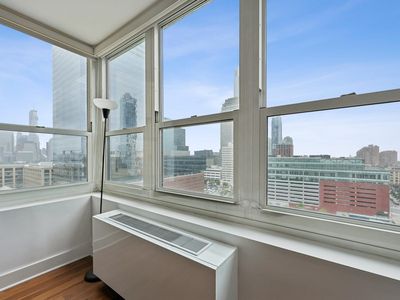 88 Morgan St APT 1706