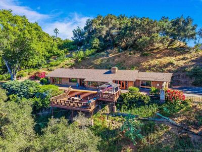 2305 Royal Oak Dr