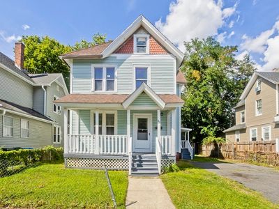 30 Hawthorne St