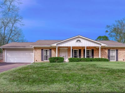Property at 916 Jefferson Ave, Lufkin, TX