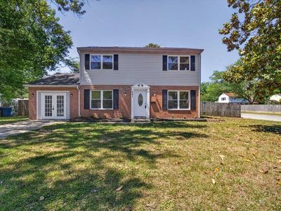341 Malden Ln