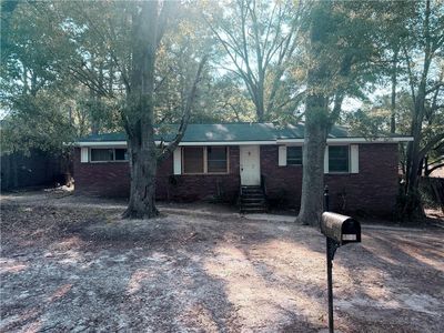 Property at 5920 Old Carriage Dr, Atlanta, GA