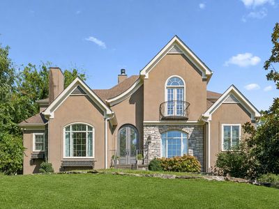 3430 Golf Club Ln