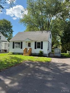 511 Plymouth Ave