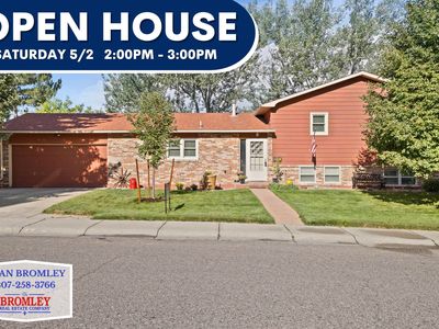 1300 Manor Dr