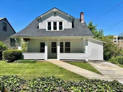111 Grove Ave