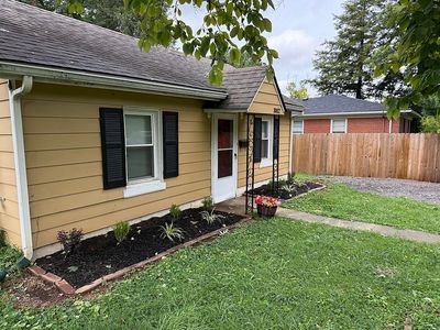 Property at 3002 Valley Dr, Jeffersontown, KY