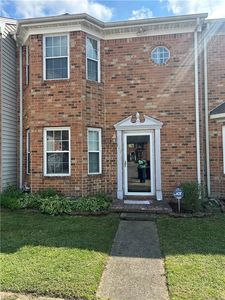 709 Montrose Ct