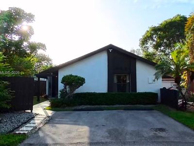 1490 Flamingo Ct