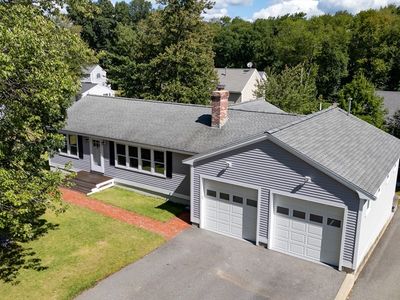 32 Lantern Ln