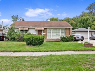 Property at 17223 Burnham Ave, Lansing, IL