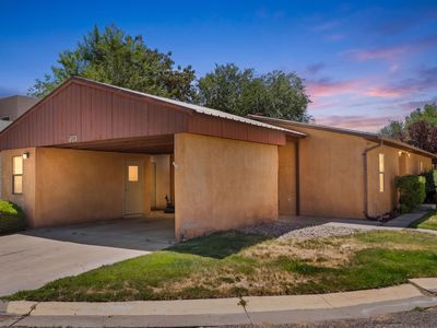 7200 Quail Hollow NE