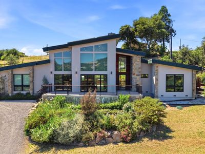 5363 Wilshire Drive