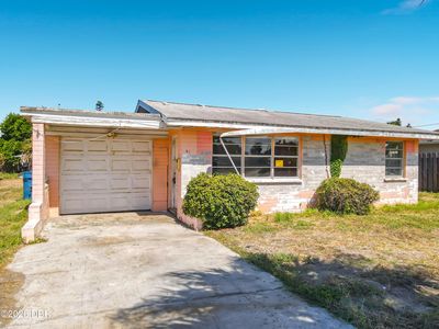 47 Palm Dr