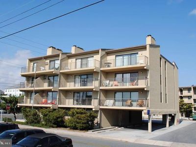 18 69th St Unit 2