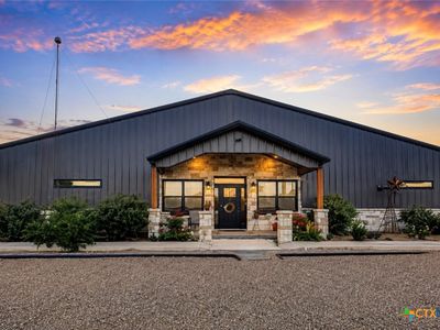 206 Deer Trail Ln