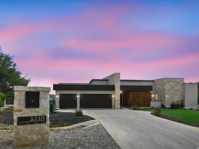 1310 Silent Hollow